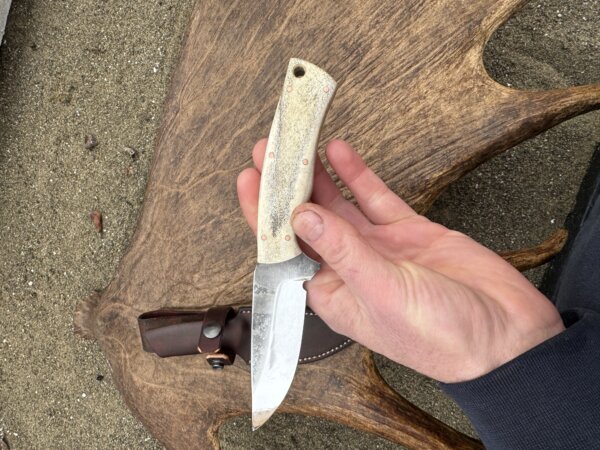 SUSITNA – Alaska Made Hand Forged Knife with Moose Antler Handle - Image 3