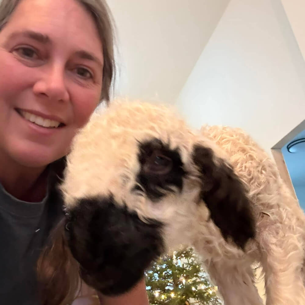 Sabrieta Holland (Knik River Veterinary Service)